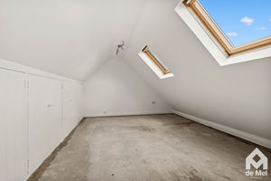 Photo 32- click for photo gallery